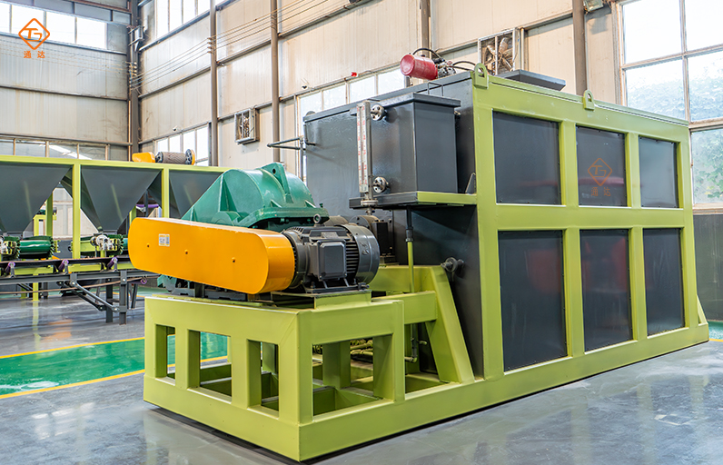 有機肥發(fā)酵罐廠家配套設(shè)備有哪些 有機肥發(fā)酵罐廠家配套設(shè)備有哪些